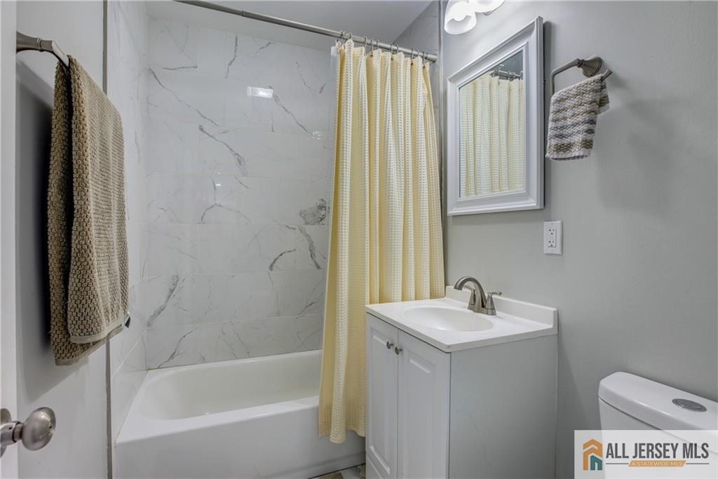 509 New Durham Road Piscataway, NJ 08854 - Photo 17 of 21
