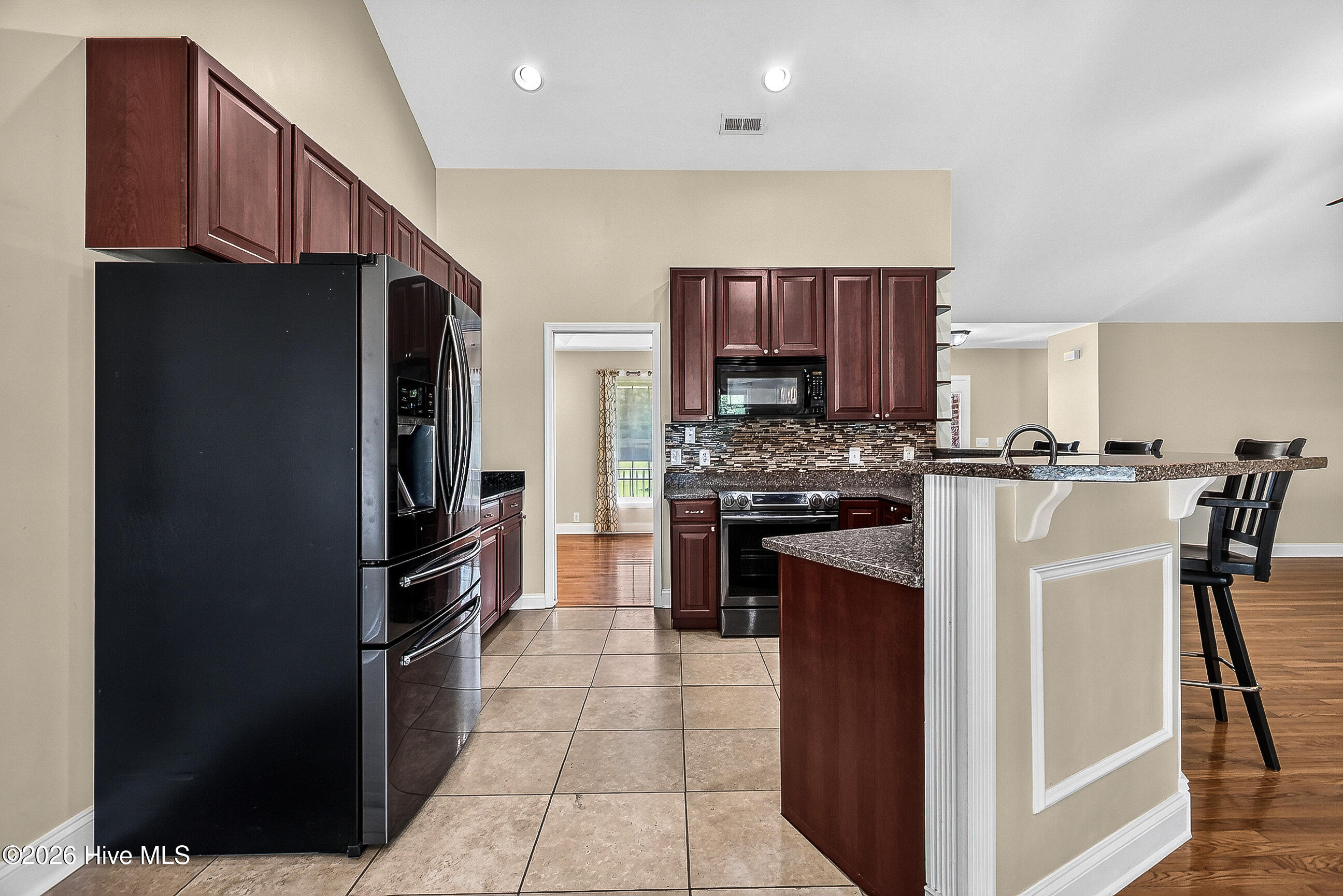 519 Carriage Lane Jacksonville, NC 28540 - Photo 12 of 45
