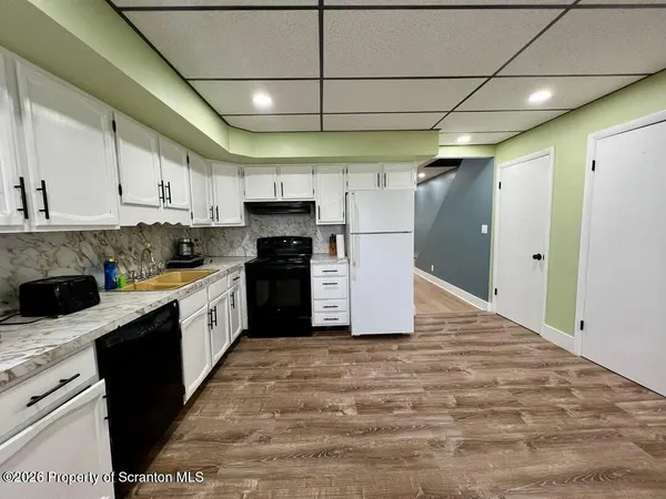 $1,800 | 12 South Irving Avenue, Scranton, PA 18505
