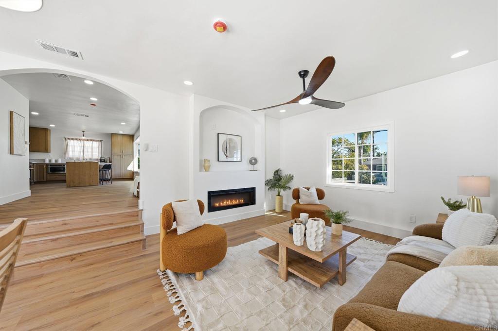 4920 Elsa Road San Diego, CA 92120 - Photo 13 of 46 a living room with furniture