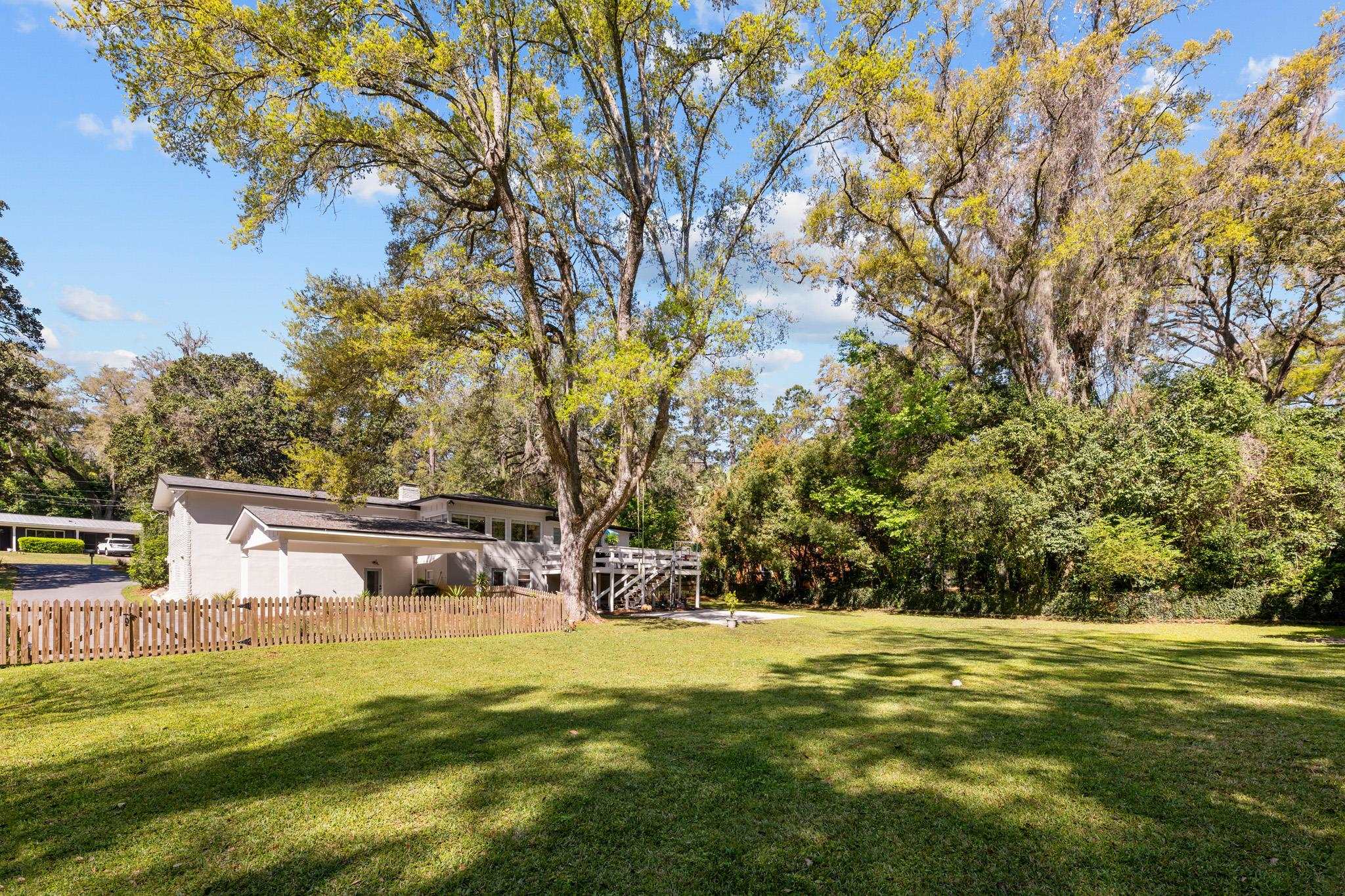 2909 Lasswade Drive Tallahassee, FL 32312 - Photo 13 of 42