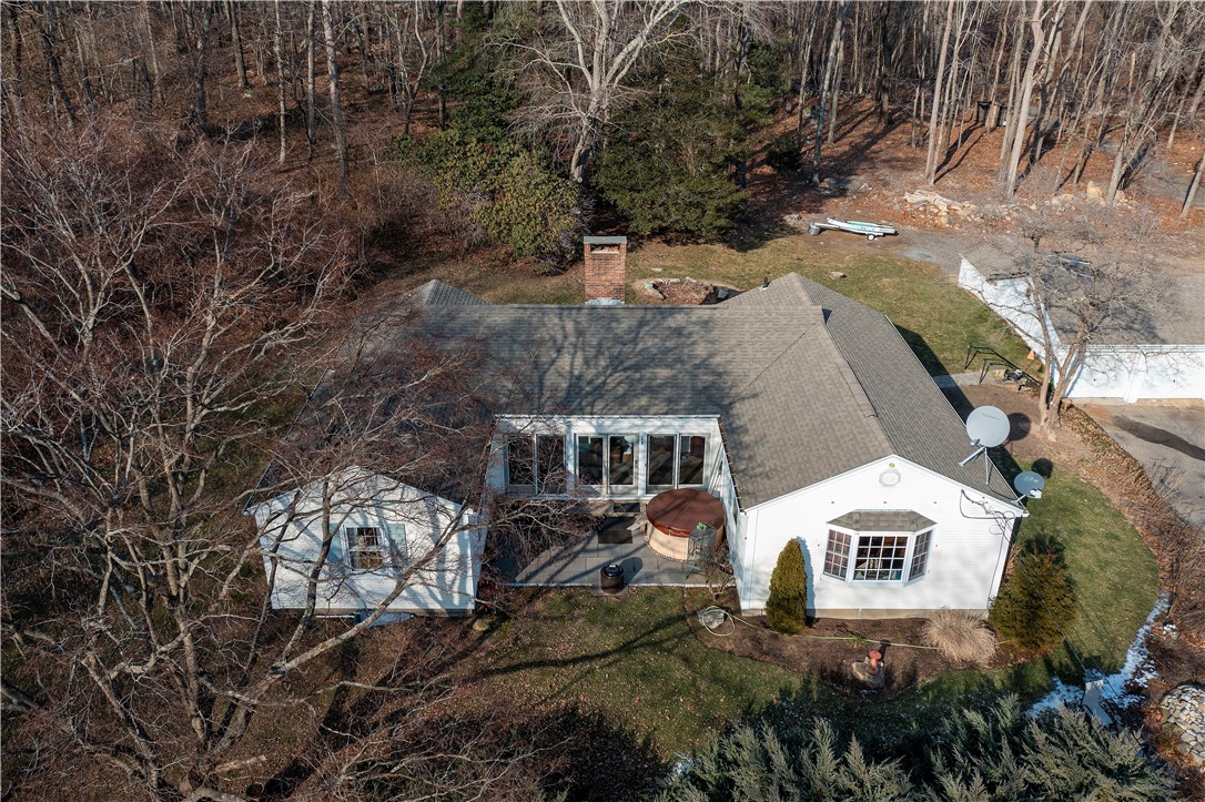 1765 Division Road East Greenwich, RI 02818 - Photo 3 of 36 Gallery Image 3