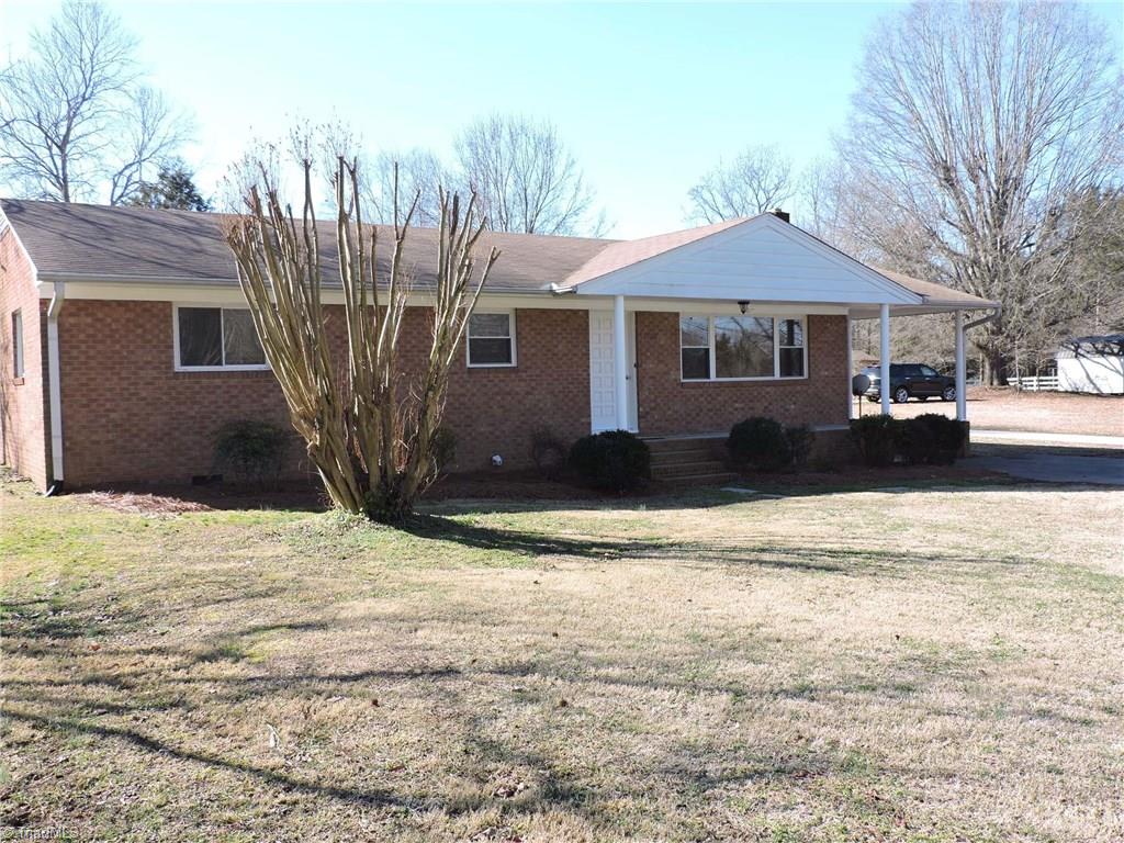 5706 Wallburg-High Point Road High Point, NC 27265 - Photo 2 of 19 Exterior Front