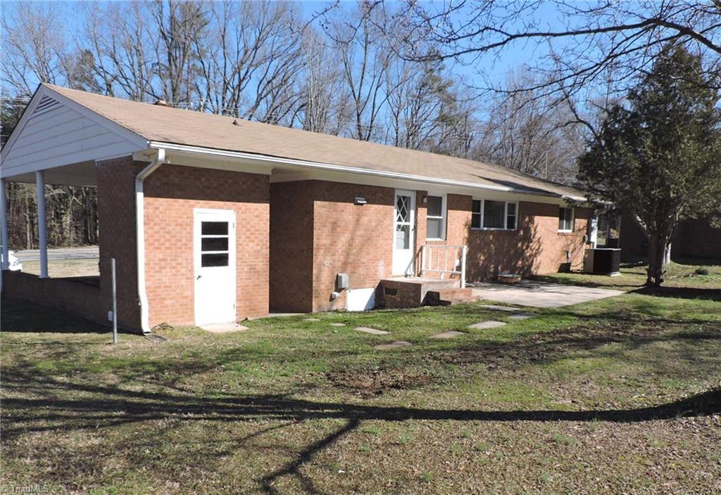 5706 Wallburg-High Point Road High Point, NC 27265 - Photo 3 of 19 Rear