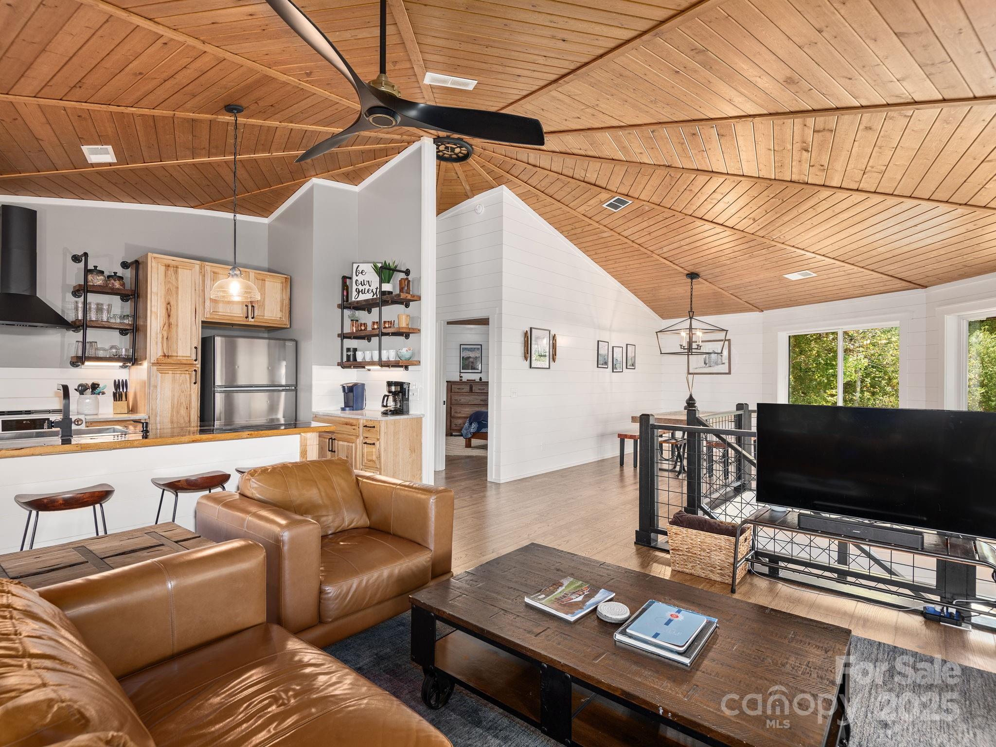 85 Balsamwood Road Leicester, NC 28748 - Photo 6 of 31