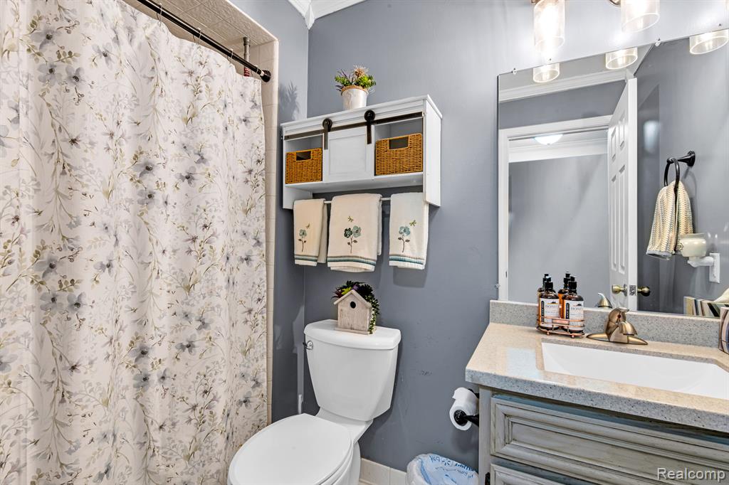 15326 Roxbury Circle Macomb, MI 48044 - Photo 22 of 26