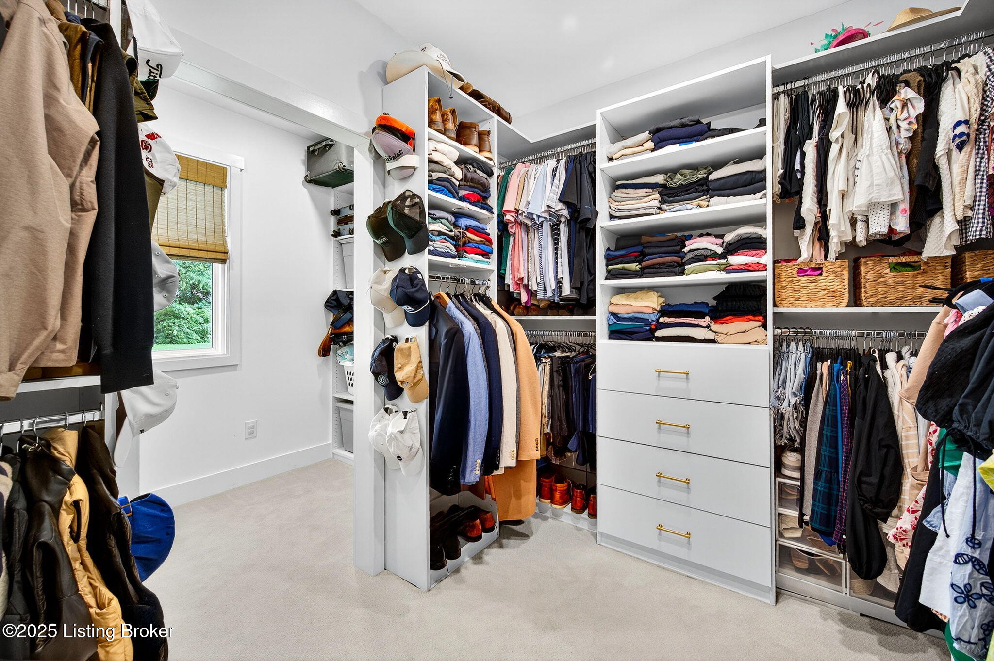 7204 Greenlawn Road Louisville, KY 40222 - Photo 29 of 50 Primary Walk In Closet