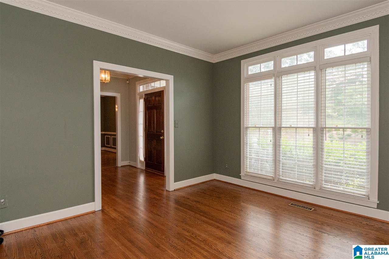 4706 Bridgewater Road Birmingham, AL 35243 - Photo 8 of 50