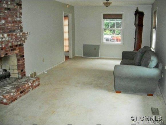 24 Sedgefield Road Candler, NC 28715 - Photo 4 of 14 Gallery Image 4