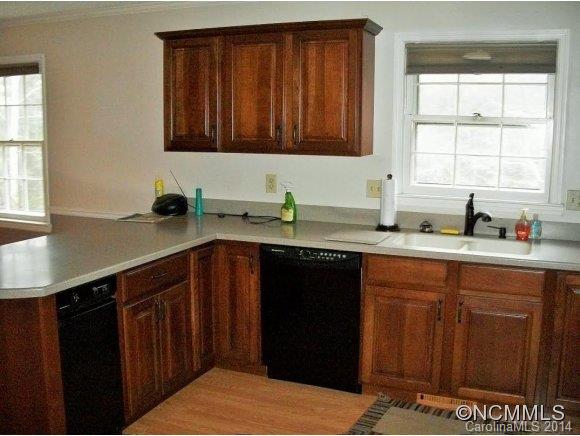 24 Sedgefield Road Candler, NC 28715 - Photo 6 of 14 Gallery Image 6