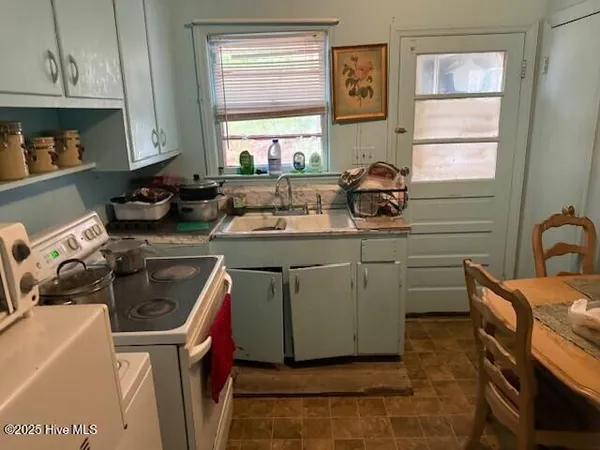 $90,000 | 511 1st Street East, Ahoskie, NC 27910