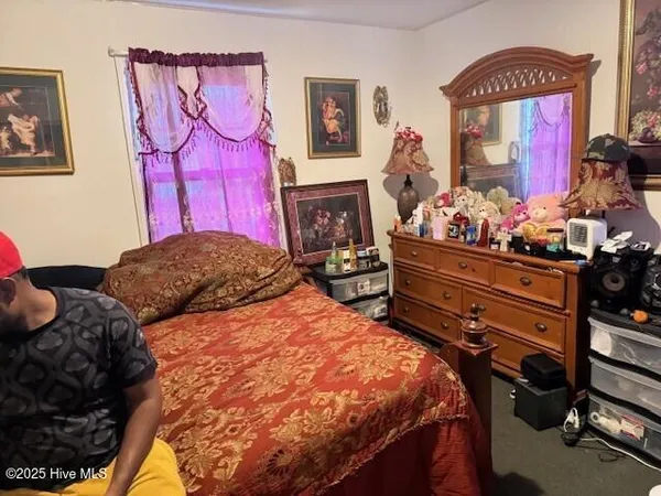 $90,000 | 511 1st Street East, Ahoskie, NC 27910