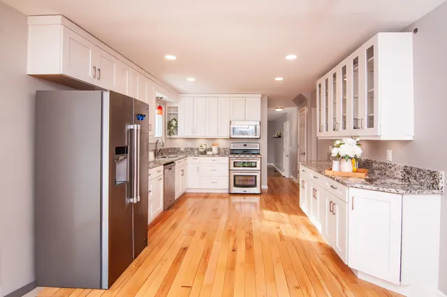 $465,000 | 1420 Eastwood Circle, Saline, MI 48176