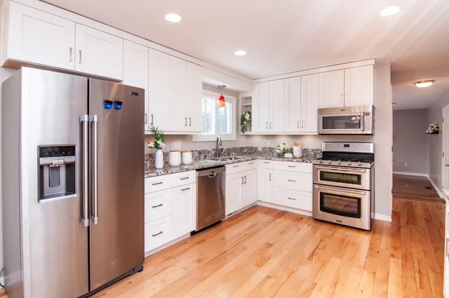 $465,000 | 1420 Eastwood Circle, Saline, MI 48176