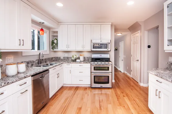 $465,000 | 1420 Eastwood Circle, Saline, MI 48176