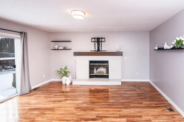 $475,000 | 1420 Eastwood Circle, Saline, MI 48176