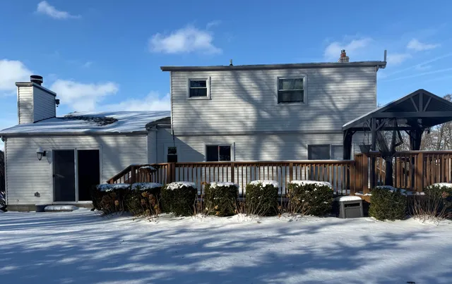 $475,000 | 1420 Eastwood Circle, Saline, MI 48176