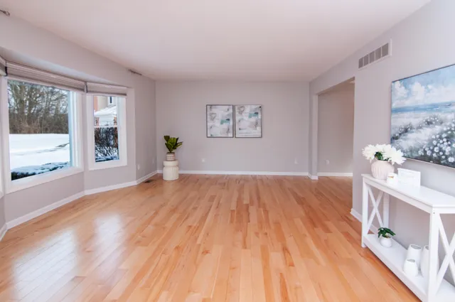 $475,000 | 1420 Eastwood Circle, Saline, MI 48176