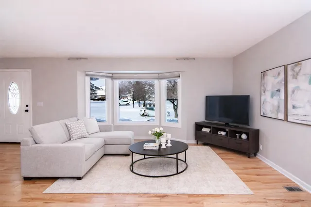 $475,000 | 1420 Eastwood Circle, Saline, MI 48176