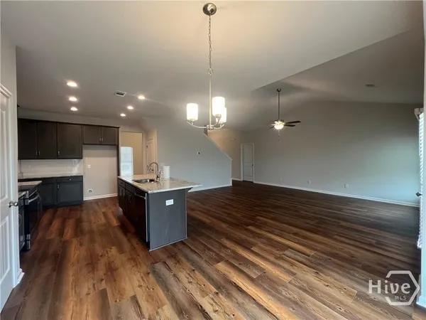 $2,700 | 116 Chalk Farm Way, Bloomingdale, GA 31302