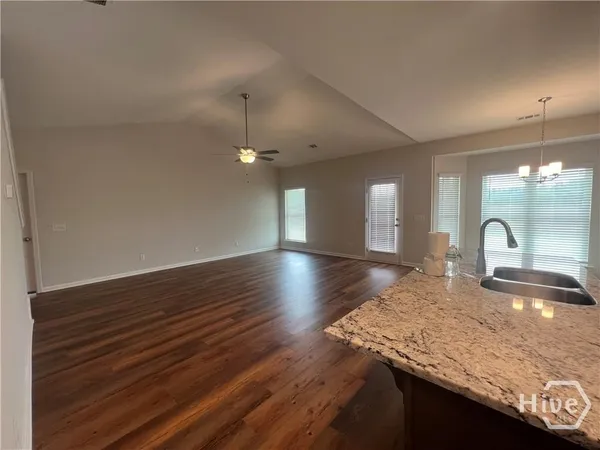 $2,700 | 116 Chalk Farm Way, Bloomingdale, GA 31302