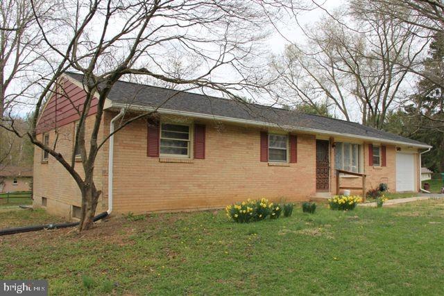 581 Valley Road Lancaster, PA 17601 - Photo 1 of 3