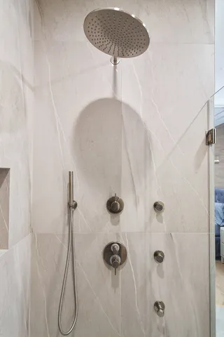 $1,559,000 | 2049 West Race Avenue, Chicago, IL 60612