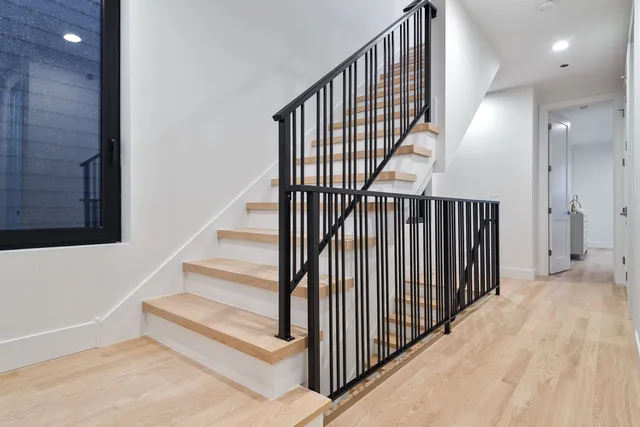 $1,559,000 | 2049 West Race Avenue, Chicago, IL 60612