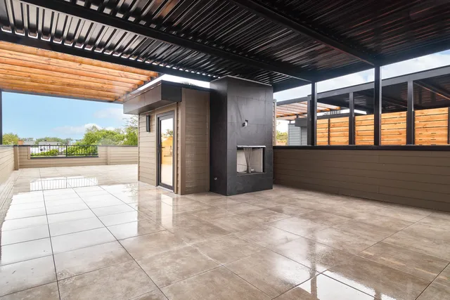 $1,559,000 | 2049 West Race Avenue, Chicago, IL 60612