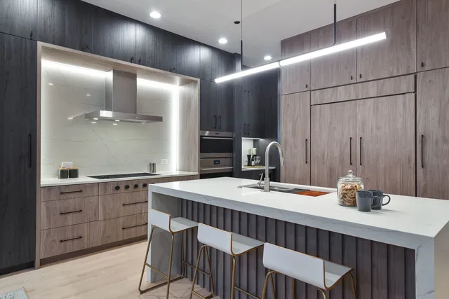 $1,559,000 | 2049 West Race Avenue, Chicago, IL 60612