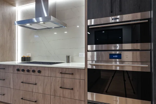 $1,559,000 | 2049 West Race Avenue, Chicago, IL 60612