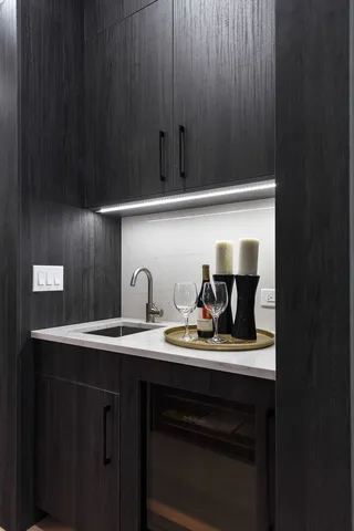 $1,559,000 | 2049 West Race Avenue, Chicago, IL 60612