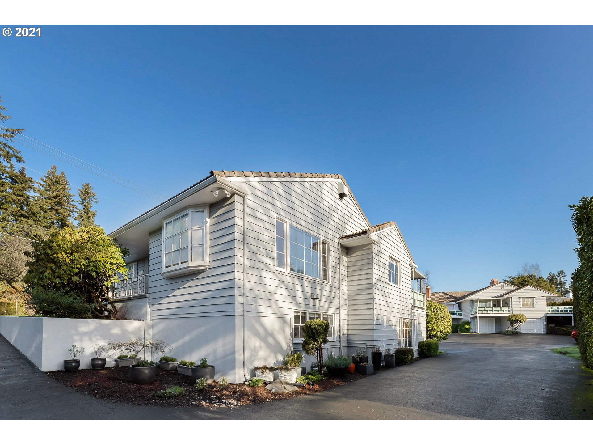 5410 Southwest Scholls Ferry Road Portland, OR 97225 - Photo 28 of 31 Gallery Image 28