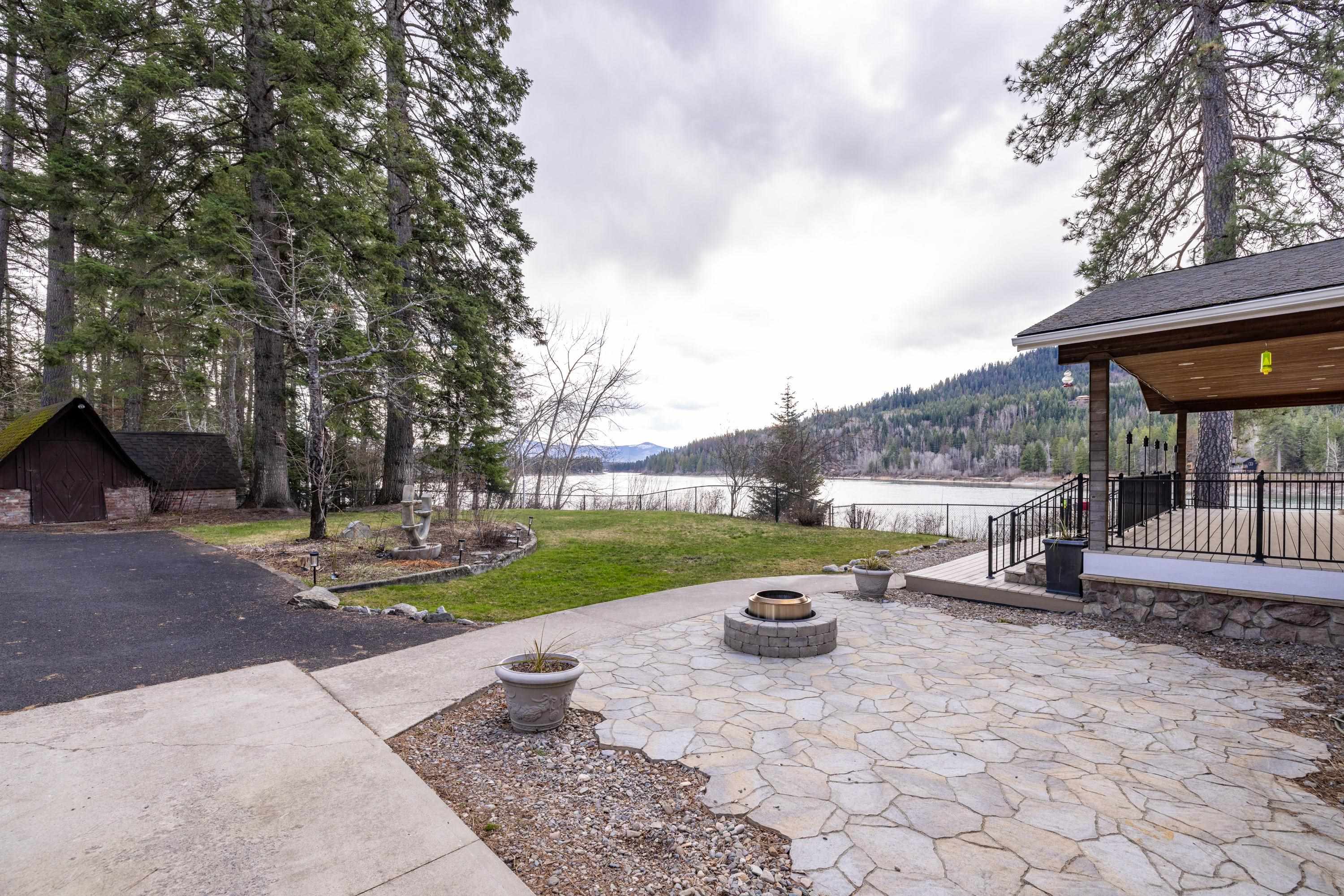 2371 Le Clerc Road Newport, WA 99156 - Photo 4 of 50