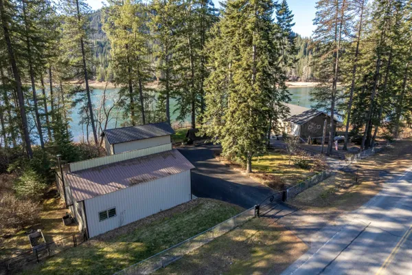 $1,395,000 | 2371 Le Clerc Road, Newport, WA 99156