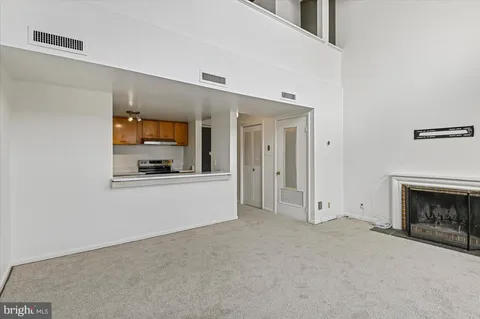 $515,000 | 312 Severn Avenue, Unit W405, Annapolis, MD 21403