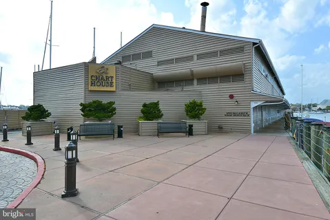 $515,000 | 312 Severn Avenue, Unit W405, Annapolis, MD 21403