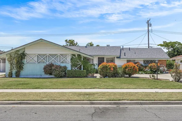 $975,000 | 8822 Lola Avenue, Anaheim, CA 92804