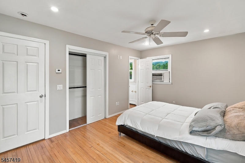 513 Wills Road Landing, NJ 07850 - Photo 12 of 32 Gallery Image 12