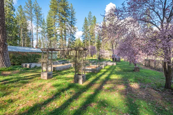 $1,100,000 | 29276 Bullskin Ridge Road, Oak Run, CA 96069