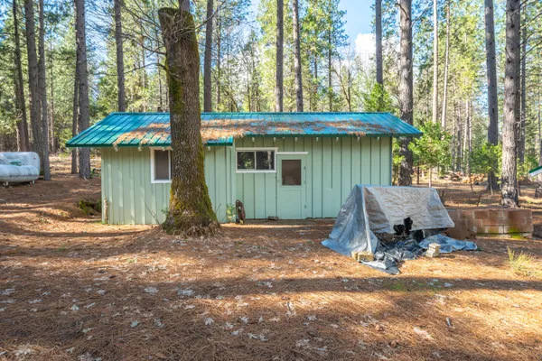 $1,100,000 | 29276 Bullskin Ridge Road, Oak Run, CA 96069