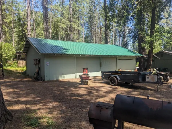 $1,100,000 | 29276 Bullskin Ridge Road, Oak Run, CA 96069