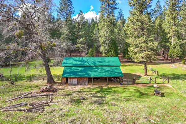 $1,100,000 | 29276 Bullskin Ridge Road, Oak Run, CA 96069