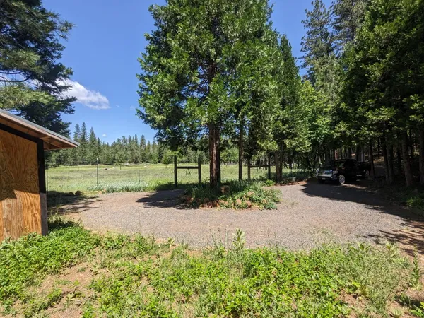 $1,100,000 | 29276 Bullskin Ridge Road, Oak Run, CA 96069