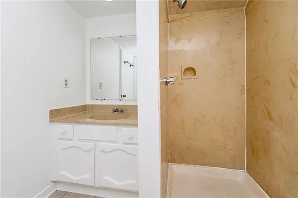 $1,550 | 305 Ormond Meadows Drive, Unit B, Destrehan, LA 70047