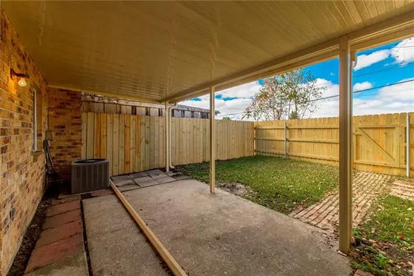 $1,550 | 305 Ormond Meadows Drive, Unit B, Destrehan, LA 70047