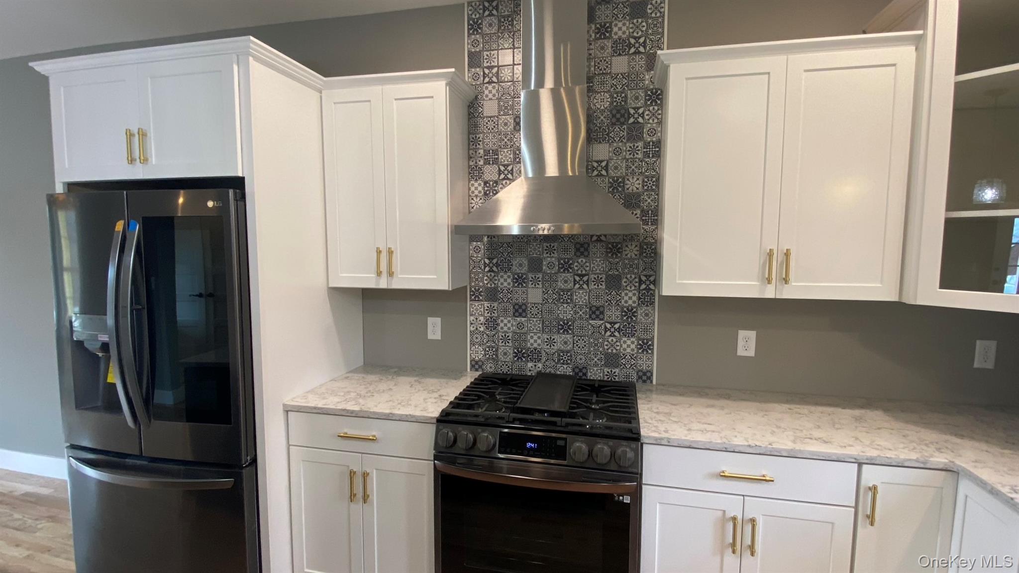 546 South Plank Road Johnson, NY 10933 - Photo 12 of 31