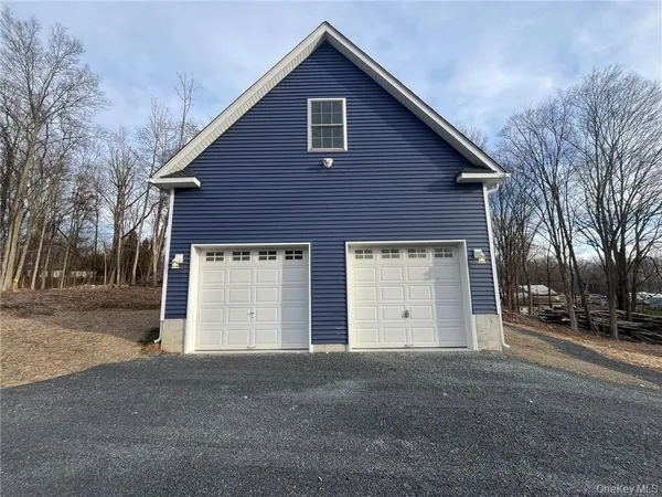 $669,900 | 546 South Plank Road, Johnson, NY 10933