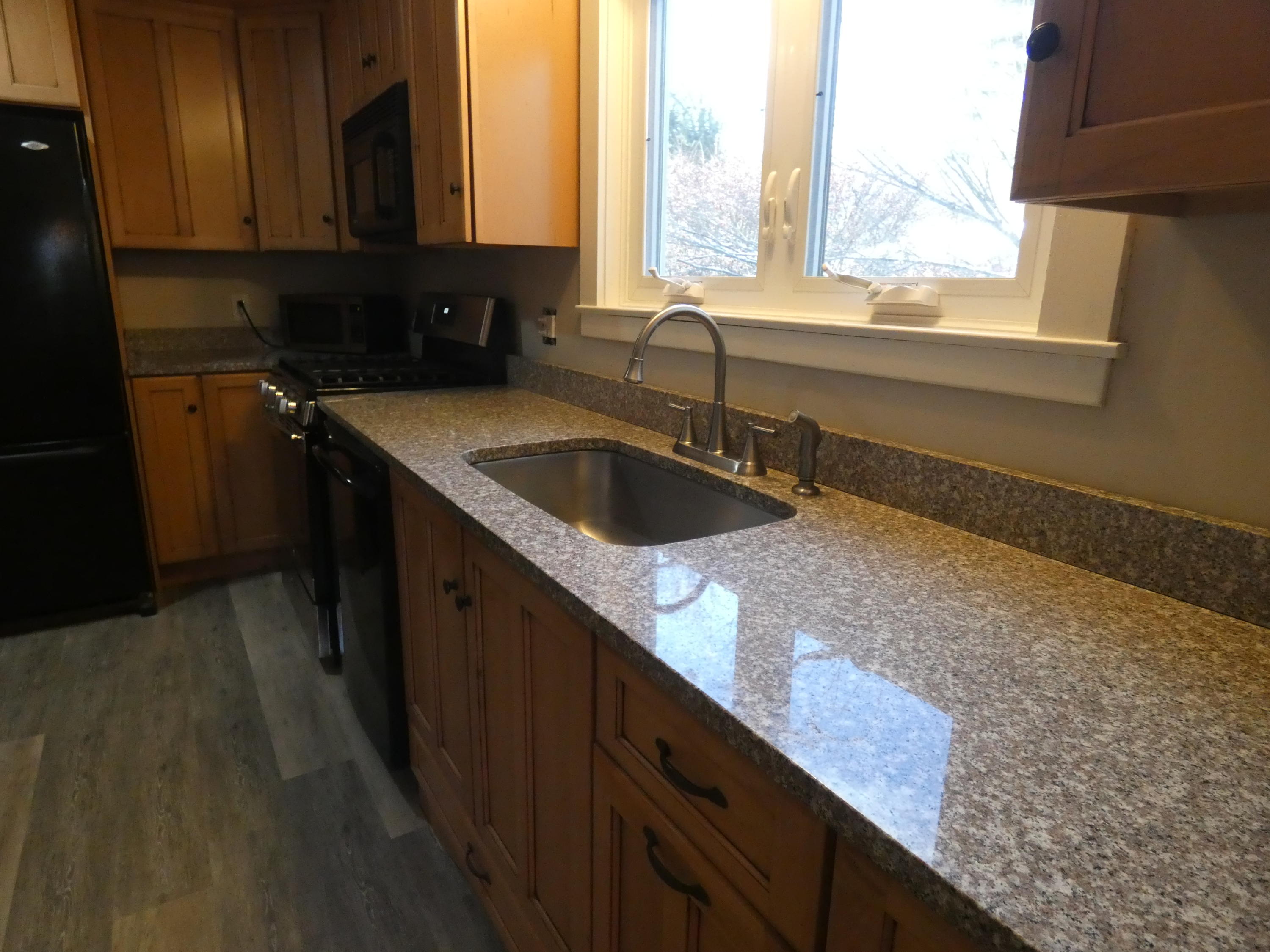 188 Meadow Road Raymond, ME 04071 - Photo 5 of 17 P1000886