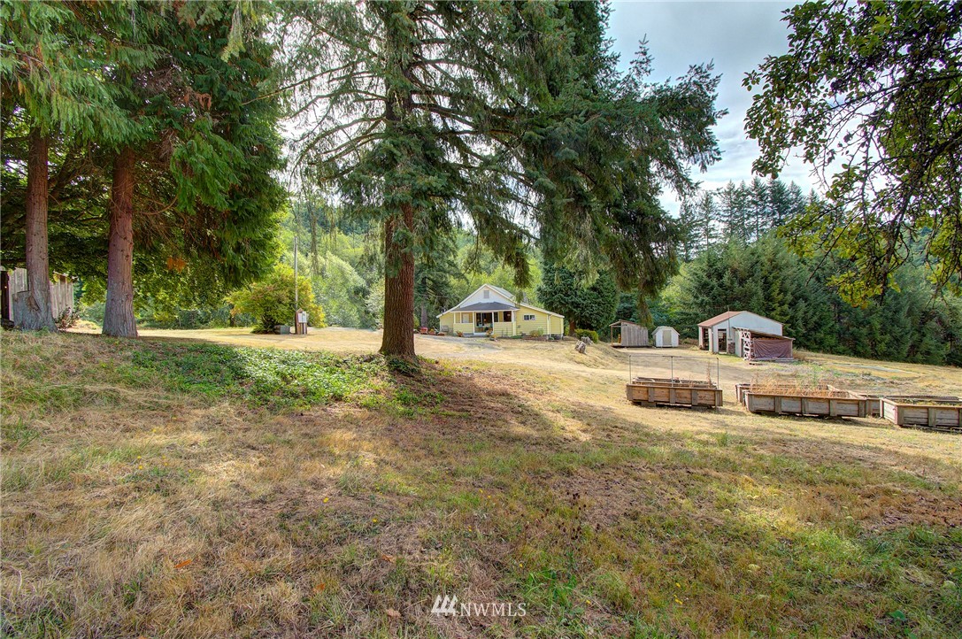 321 McKee Road Castle Rock, WA 98611 - Photo 2 of 40 Gallery Image 2